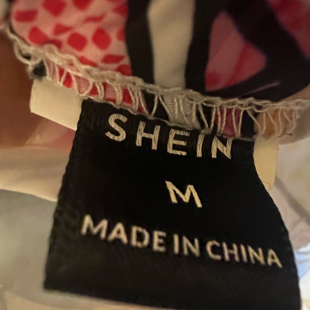 SHEIN “COMIC BOOK” DrawString Shorts - Picture 3 of 3